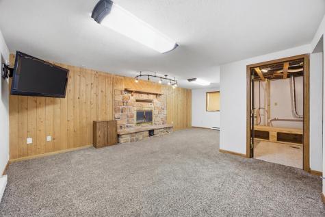 2155 4th Avenue E West Fargo ND 58078