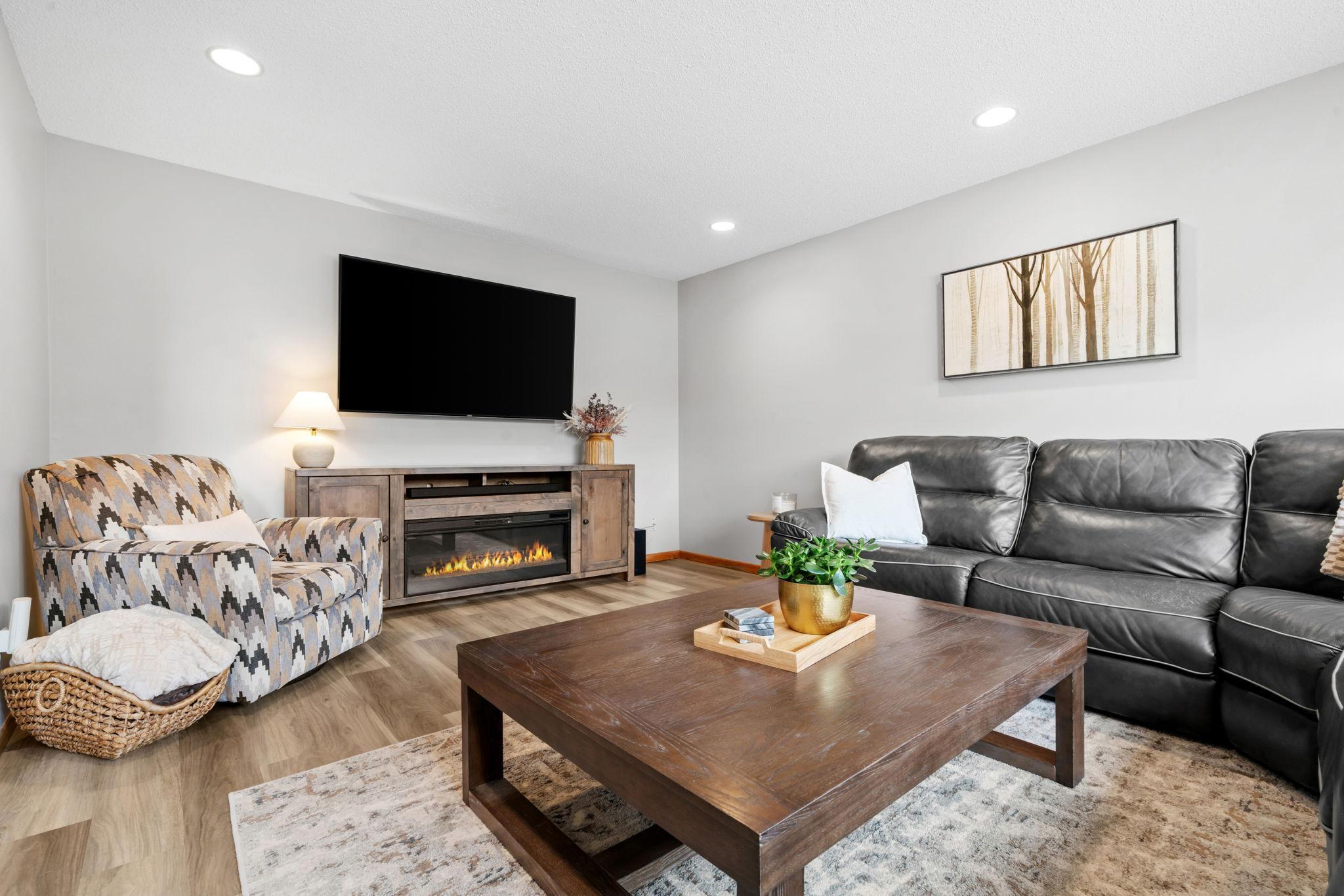 10377 64th Street NE Albertville MN 55301