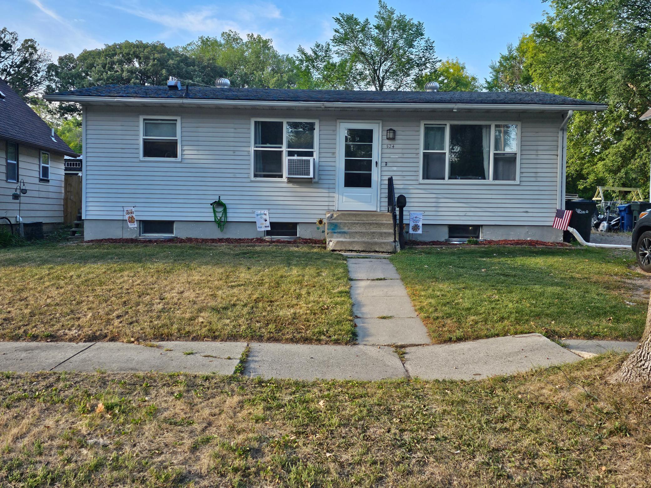 524 W Maple Avenue Fergus Falls MN 56537