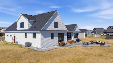 3632 Crimson Loop S Fargo ND 58104