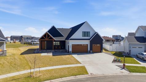 3632 Crimson Loop S Fargo ND 58104