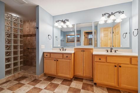 1336 Palisade Path Woodbury MN 55129