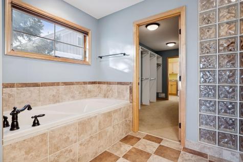 1336 Palisade Path Woodbury MN 55129