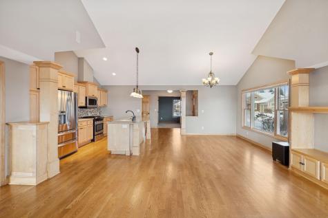 1336 Palisade Path Woodbury MN 55129