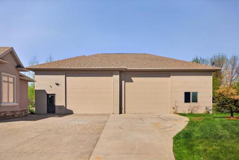 7620 Adelman Drive Horace ND 58047