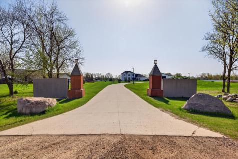 7620 Adelman Drive Horace ND 58047
