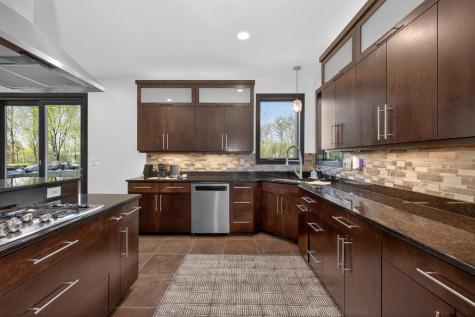 7620 Adelman Drive Horace ND 58047