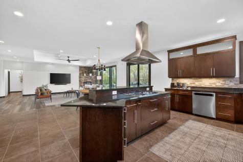 7620 Adelman Drive Horace ND 58047