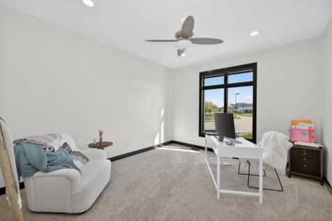 7620 Adelman Drive Horace ND 58047