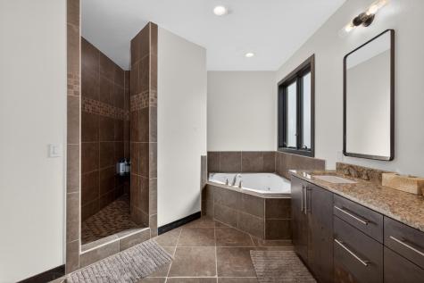 7620 Adelman Drive Horace ND 58047