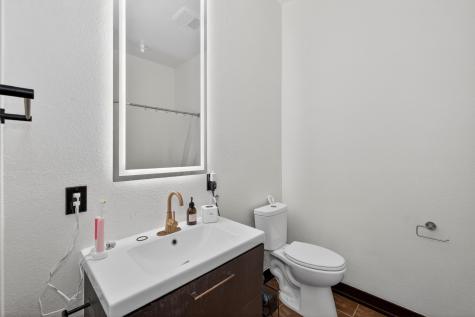 7620 Adelman Drive Horace ND 58047