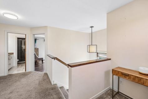 643 Parkside Court Eagan MN 55123