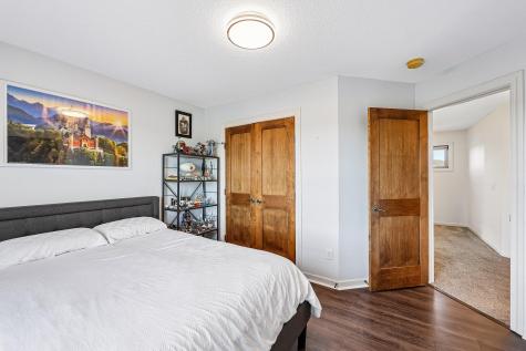 643 Parkside Court Eagan MN 55123