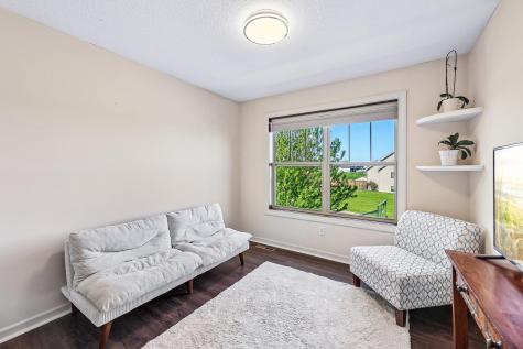 643 Parkside Court Eagan MN 55123