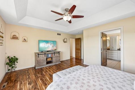 643 Parkside Court Eagan MN 55123
