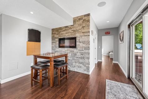 643 Parkside Court Eagan MN 55123