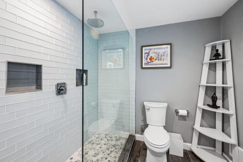 643 Parkside Court Eagan MN 55123