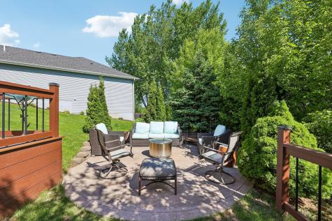643 Parkside Court Eagan MN 55123