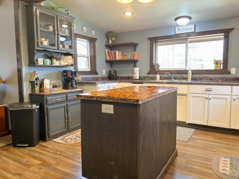 27111 Timber Hills Lane Battle Lake MN 56515