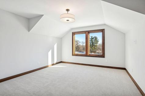 5534 Conifer Trail Minnetonka MN 55345