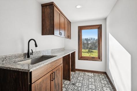 5534 Conifer Trail Minnetonka MN 55345