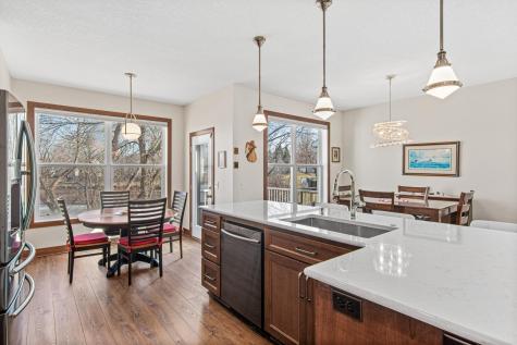 4134 Oakbrooke Trail Eagan MN 55122