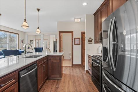 4134 Oakbrooke Trail Eagan MN 55122
