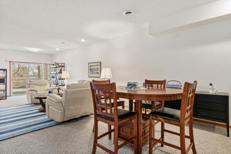 4134 Oakbrooke Trail Eagan MN 55122