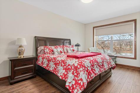 4134 Oakbrooke Trail Eagan MN 55122