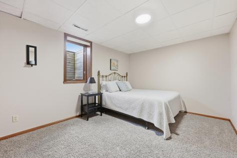 1619 38th Avenue S Fargo ND 58104