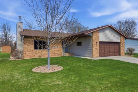 1619 38th Avenue S Fargo ND 58104