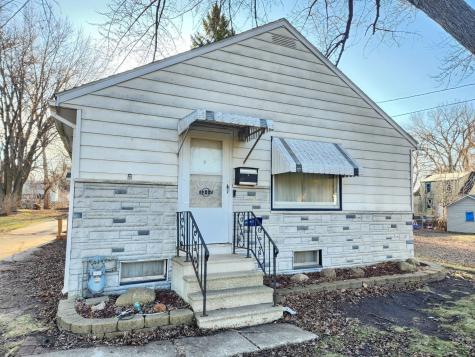 1317 Frank Avenue Albert Lea MN 56007