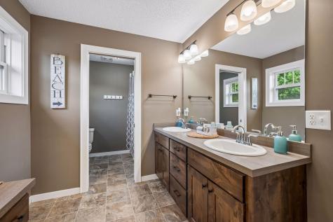 5938 151st Lane NW Anoka MN 55303