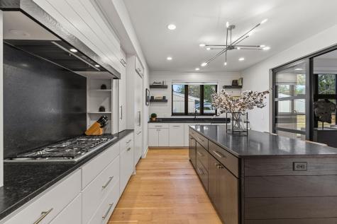6113 Jeffrey Lane Edina MN 55436