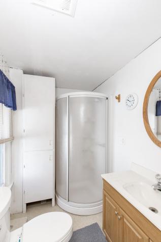 255 4th Avenue NE Valley City ND 58072
