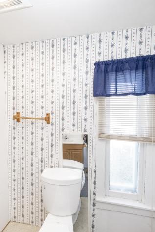 255 4th Avenue NE Valley City ND 58072