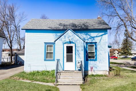 255 4th Avenue NE Valley City ND 58072