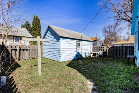 255 4th Avenue NE Valley City ND 58072