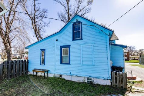 255 4th Avenue NE Valley City ND 58072