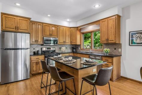 13846 Guild Avenue Apple Valley MN 55124