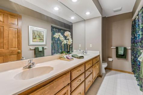 13846 Guild Avenue Apple Valley MN 55124