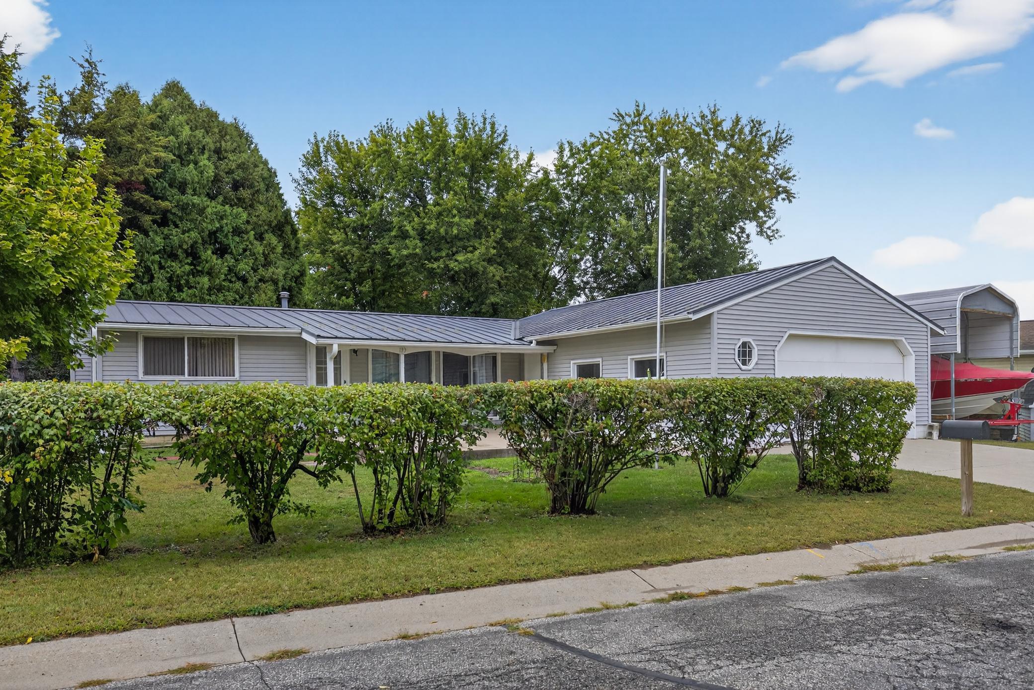 199 Hillwood Drive Lake City MN 55041