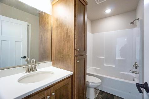 6033 78th Avenue S Horace ND 58047