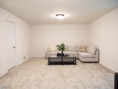 1464 69th Avenue S Fargo ND 58104