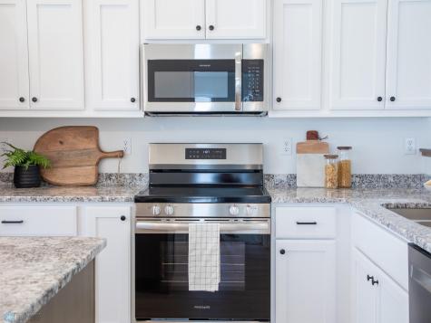 1464 69th Avenue S Fargo ND 58104