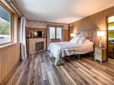 27322 Oak Point Road Elbow Lake MN 56531