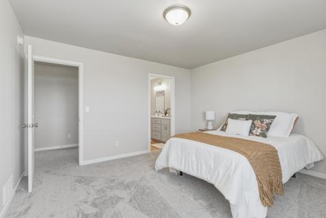 6723 Deer Creek Loop Horace ND 58047