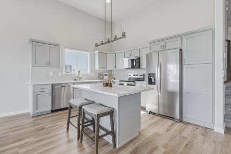 6723 Deer Creek Loop Horace ND 58047
