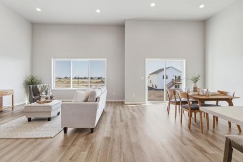 6723 Deer Creek Loop Horace ND 58047