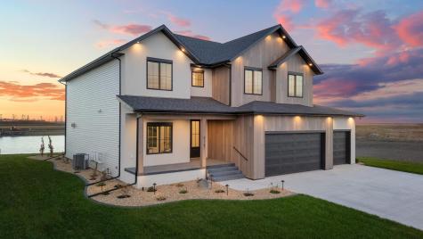 8147 Memory Lane Horace ND 58047